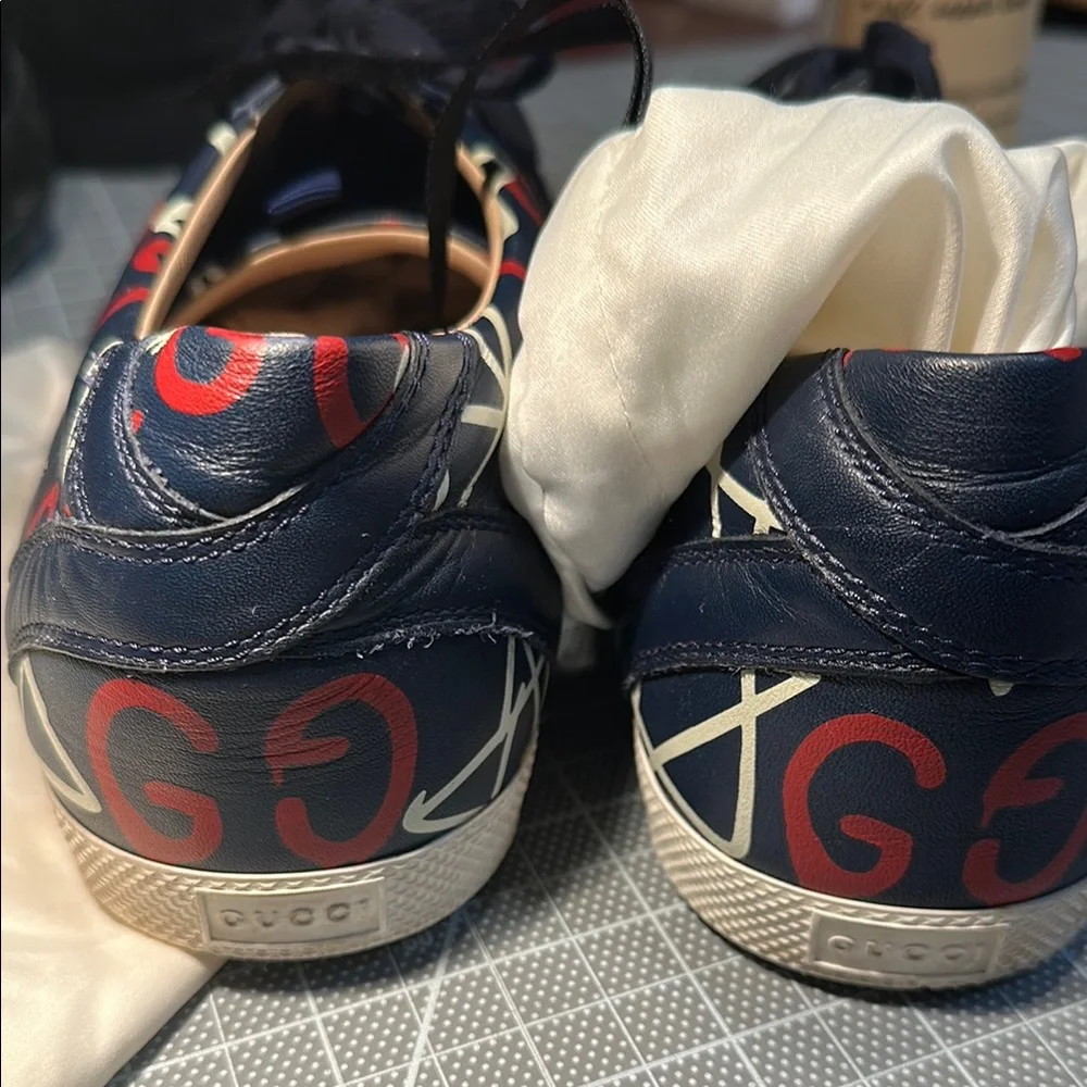 Gucci Ghost Sneakers size 10.5
